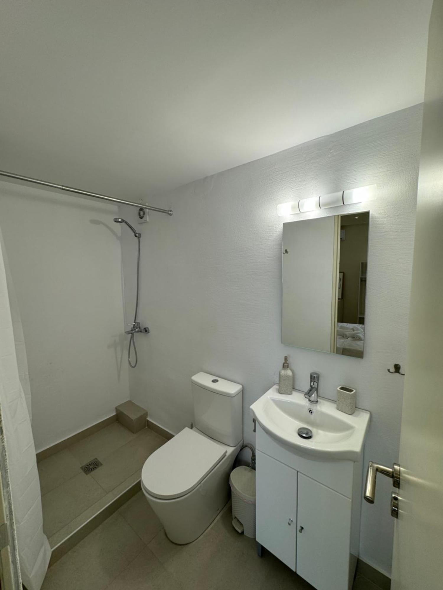 Airpoint Apartments Αρτέμιδα Εξωτερικό φωτογραφία